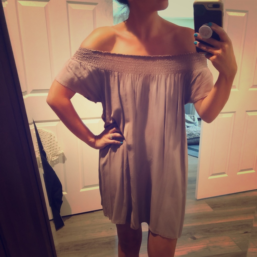Kaitlyn Off the Shoulder Dress